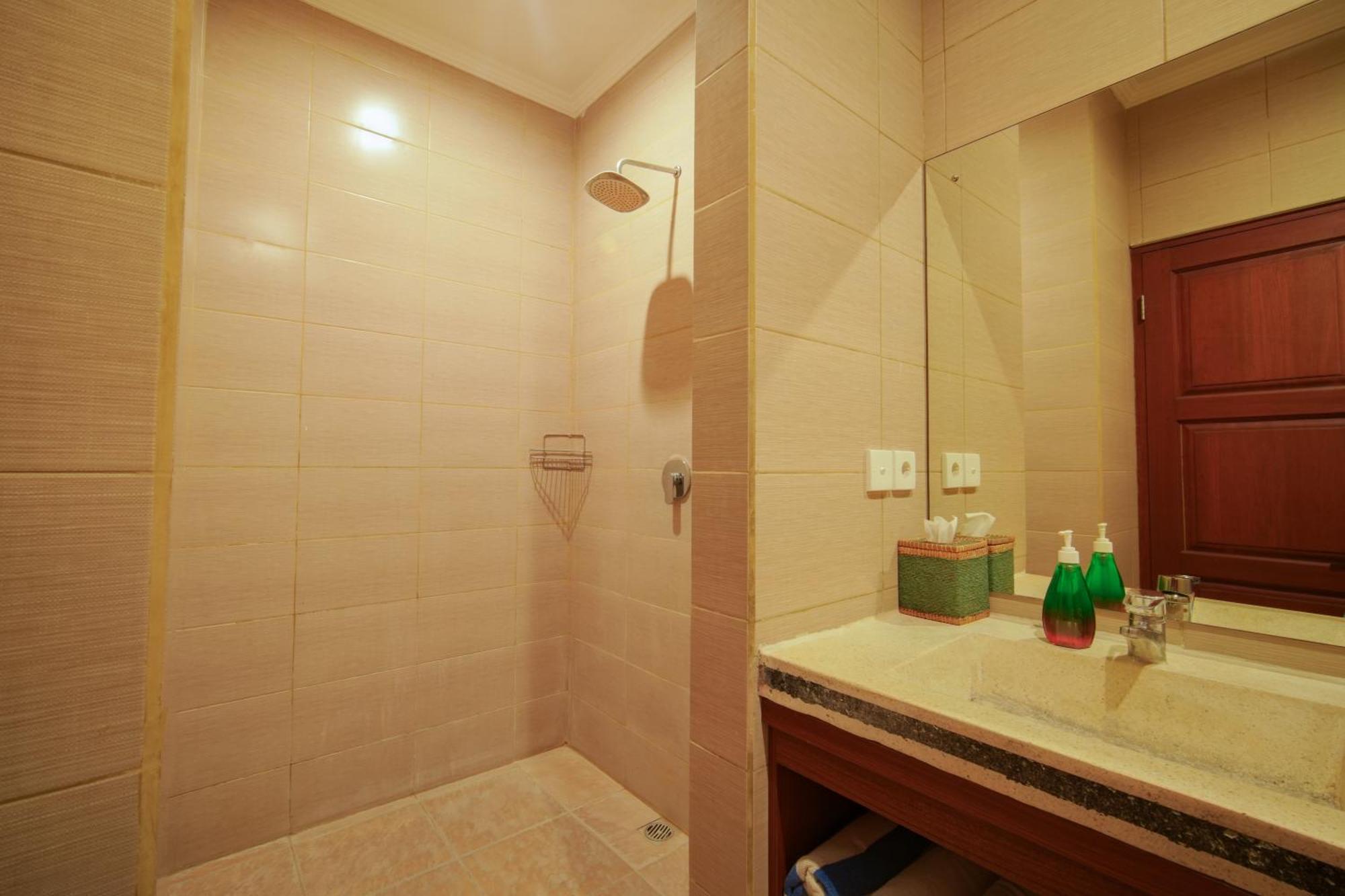 Canggu Bagus Guest House Exterior photo